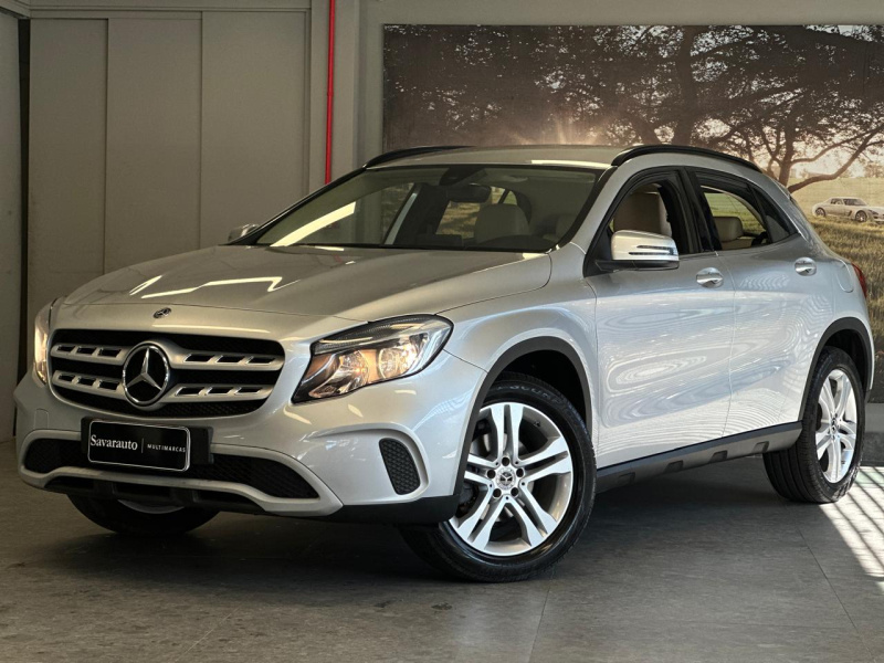 MERCEDES-BENZ GLA 200 1.6 CGI STYLE 16V TURBO FLEX 4P AUTOMATICO